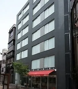 酒店 B：conte浅草酒店 ***