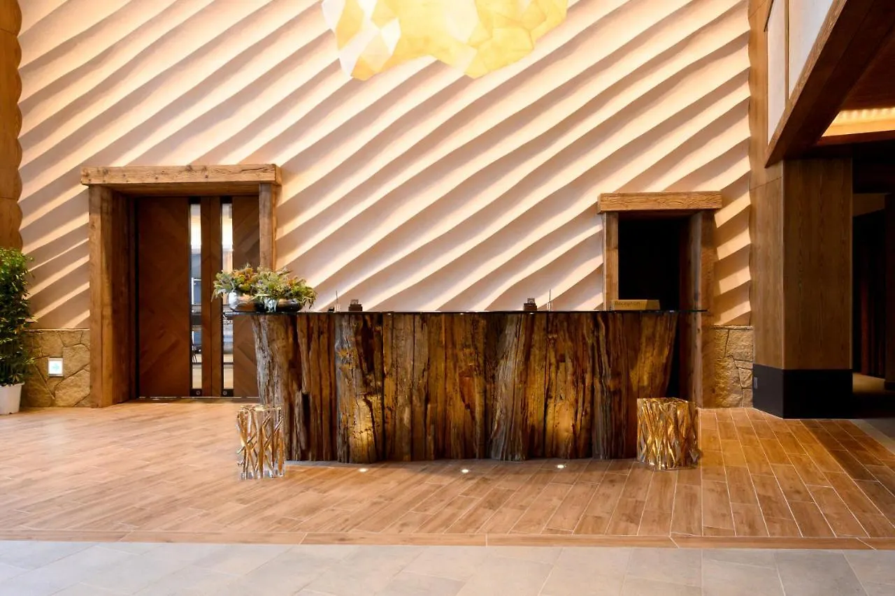 Yu Kiroro, Ski-In Ski-Out Luxury Residences Akaigawa Aparthotel