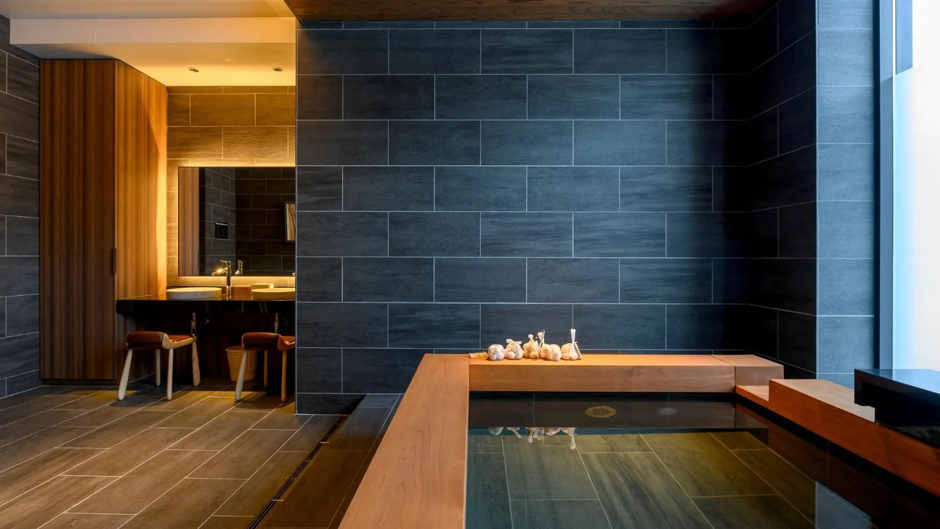 Aparthotel Yu Kiroro, Ski-In Ski-Out Luxury Residences Akaigawa