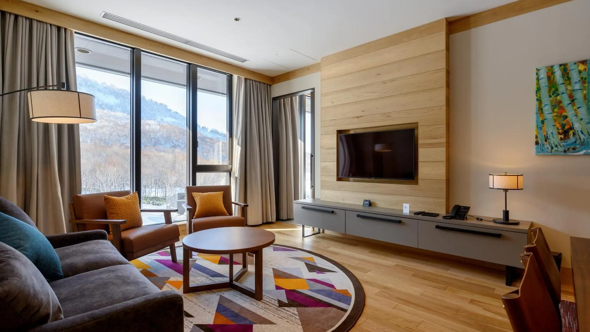 ***** Aparthotel Yu Kiroro, Ski-In Ski-Out Luxury Residences Akaigawa Japan