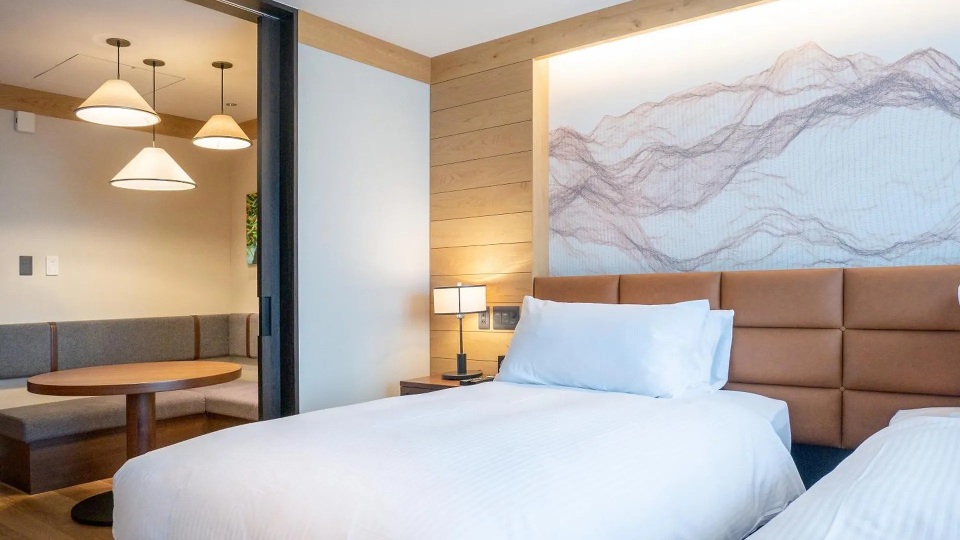 Yu Kiroro, Ski-In Ski-Out Luxury Residences Akaigawa 5*,