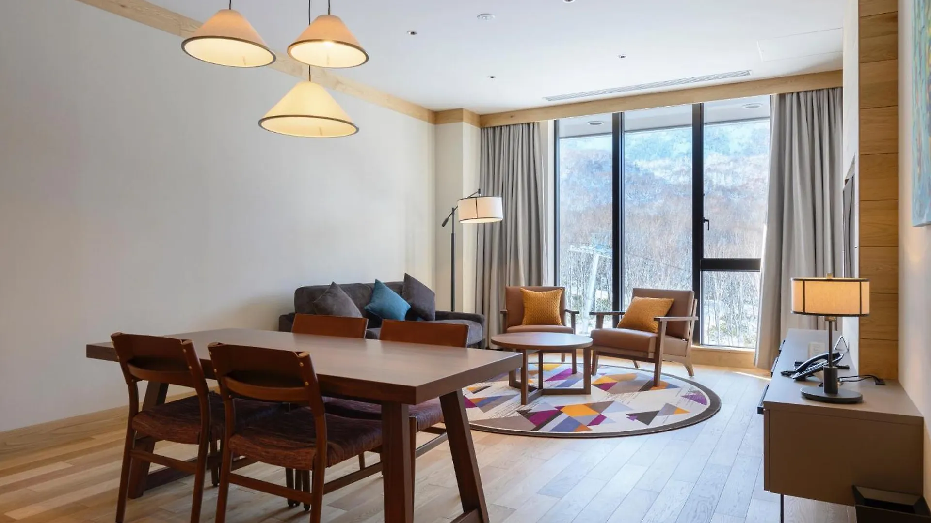 Aparthotel Yu Kiroro, Ski-In Ski-Out Luxury Residences Akaigawa
