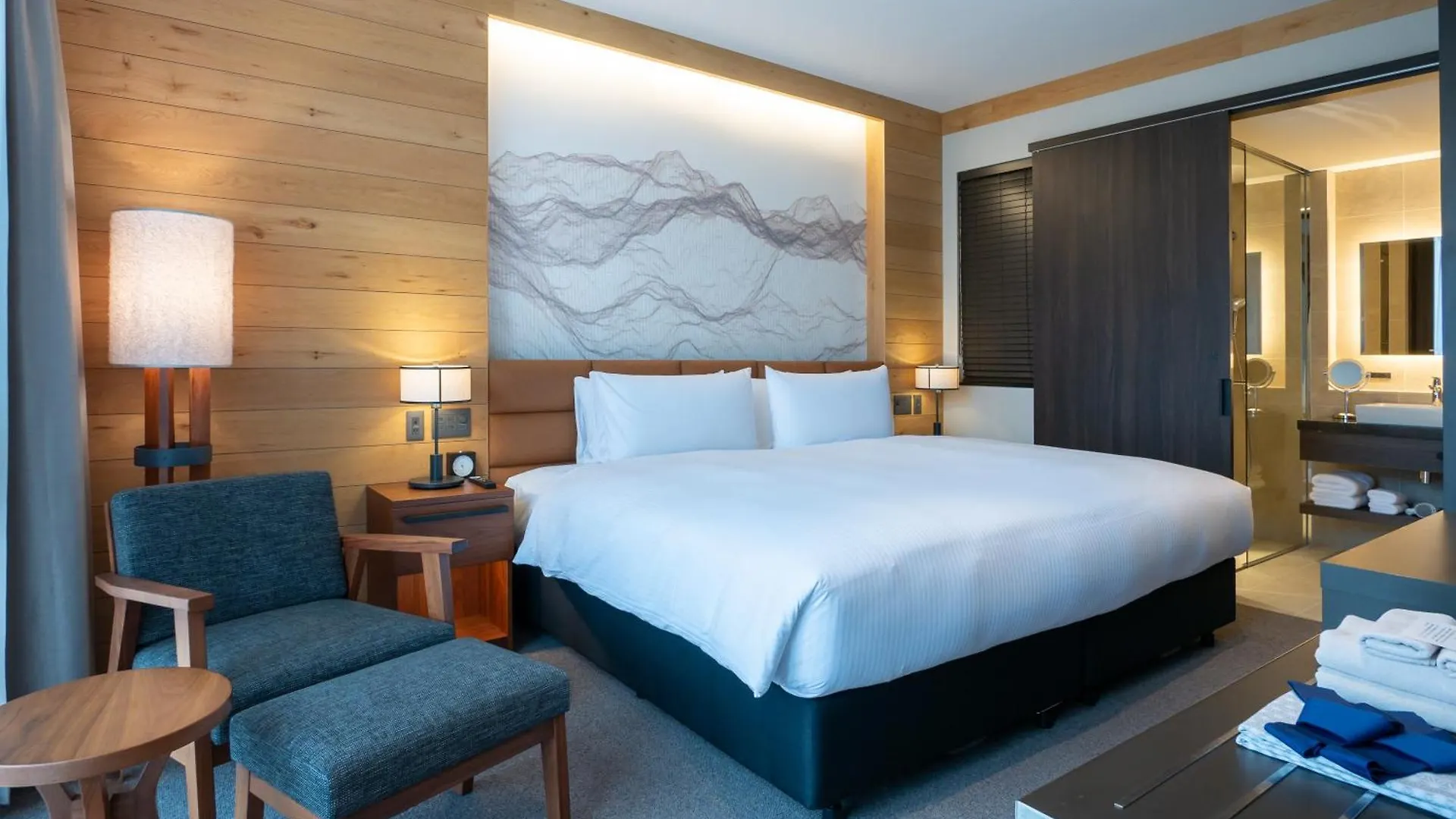 Yu Kiroro, Ski-In Ski-Out Luxury Residences Akaigawa Japan