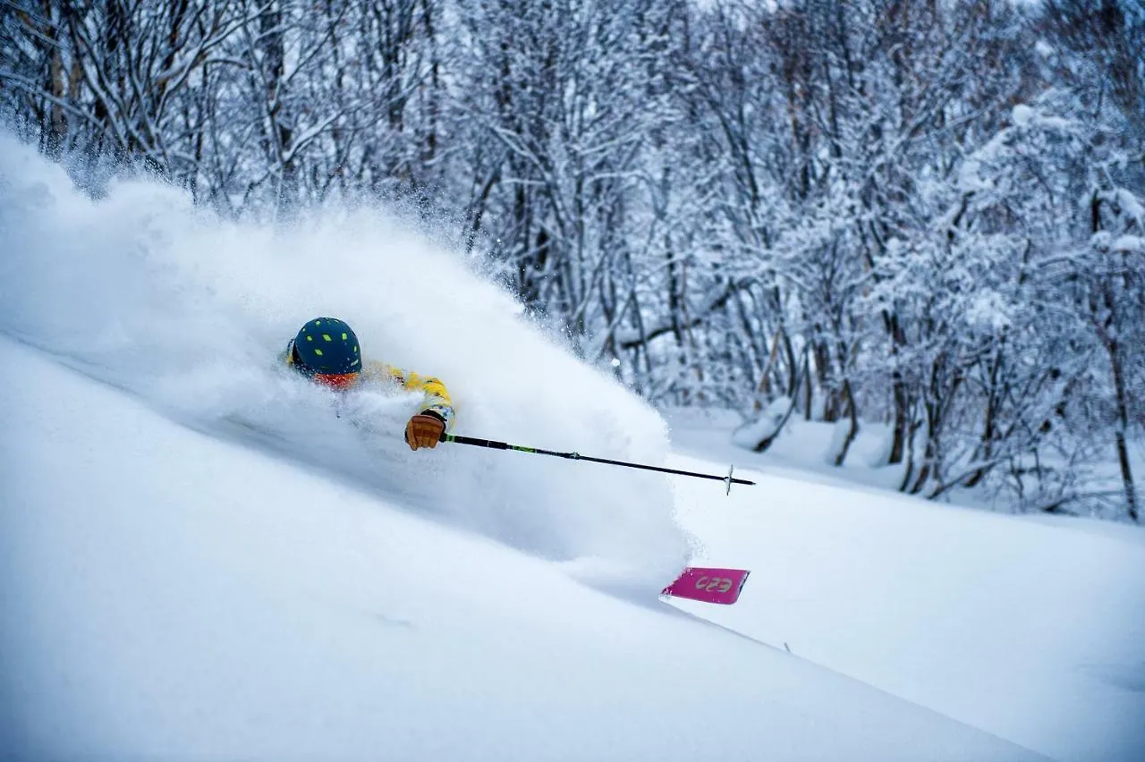 Yu Kiroro, Ski-In Ski-Out Luxury Residences Akaigawa