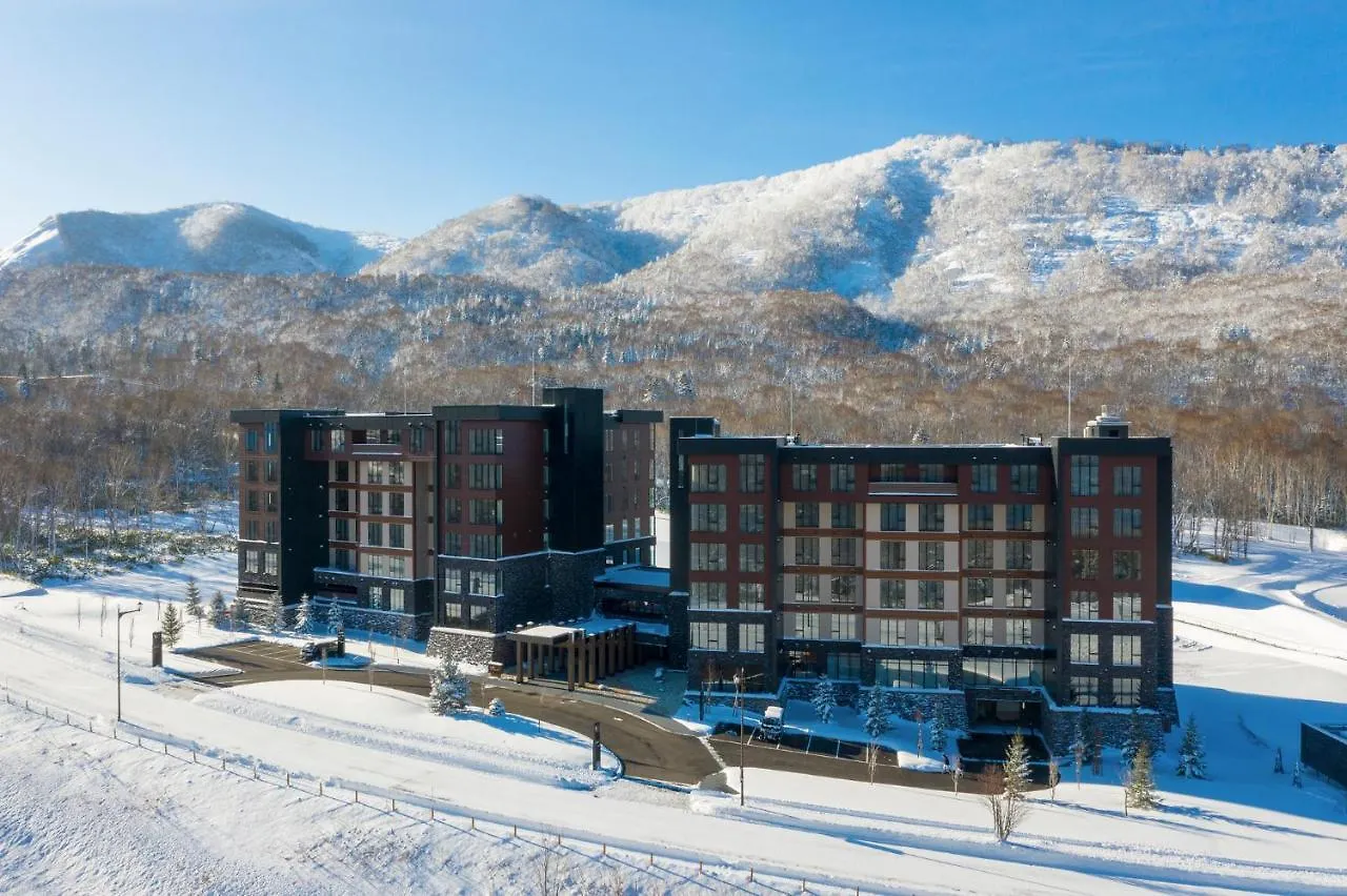 Yu Kiroro, Ski-In Ski-Out Luxury Residences Akaigawa 5*,  Japan